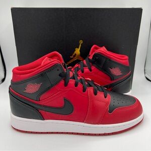 NWB Air Jordan 1 Mid GS Reverse Bred (2021) Sneakers